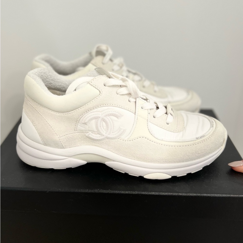 Chanel Sneakers (39.5)